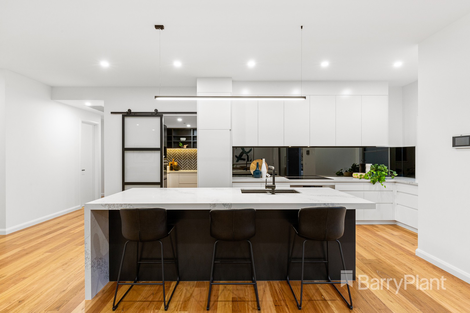 99-101 Corriedale Crescent, Park Orchards, VIC 3114, Park Orchards - Thumbnail 5