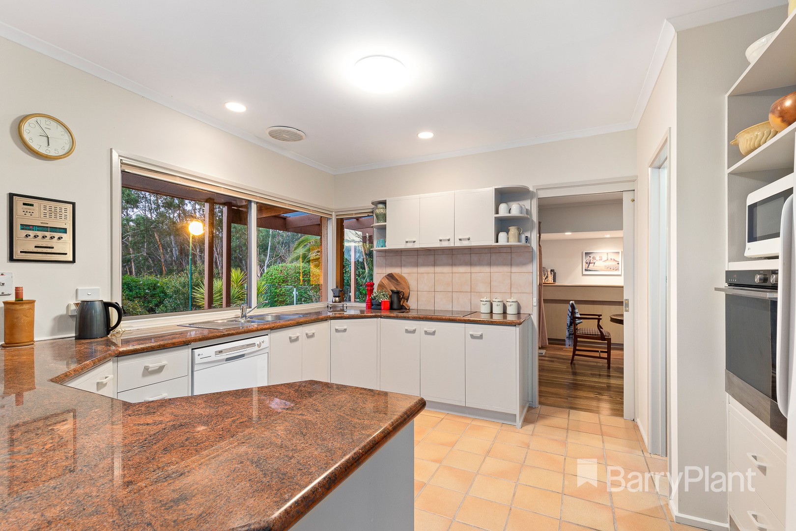 13 Parklands Close, Donvale, VIC 3111, Donvale - Thumbnail 6