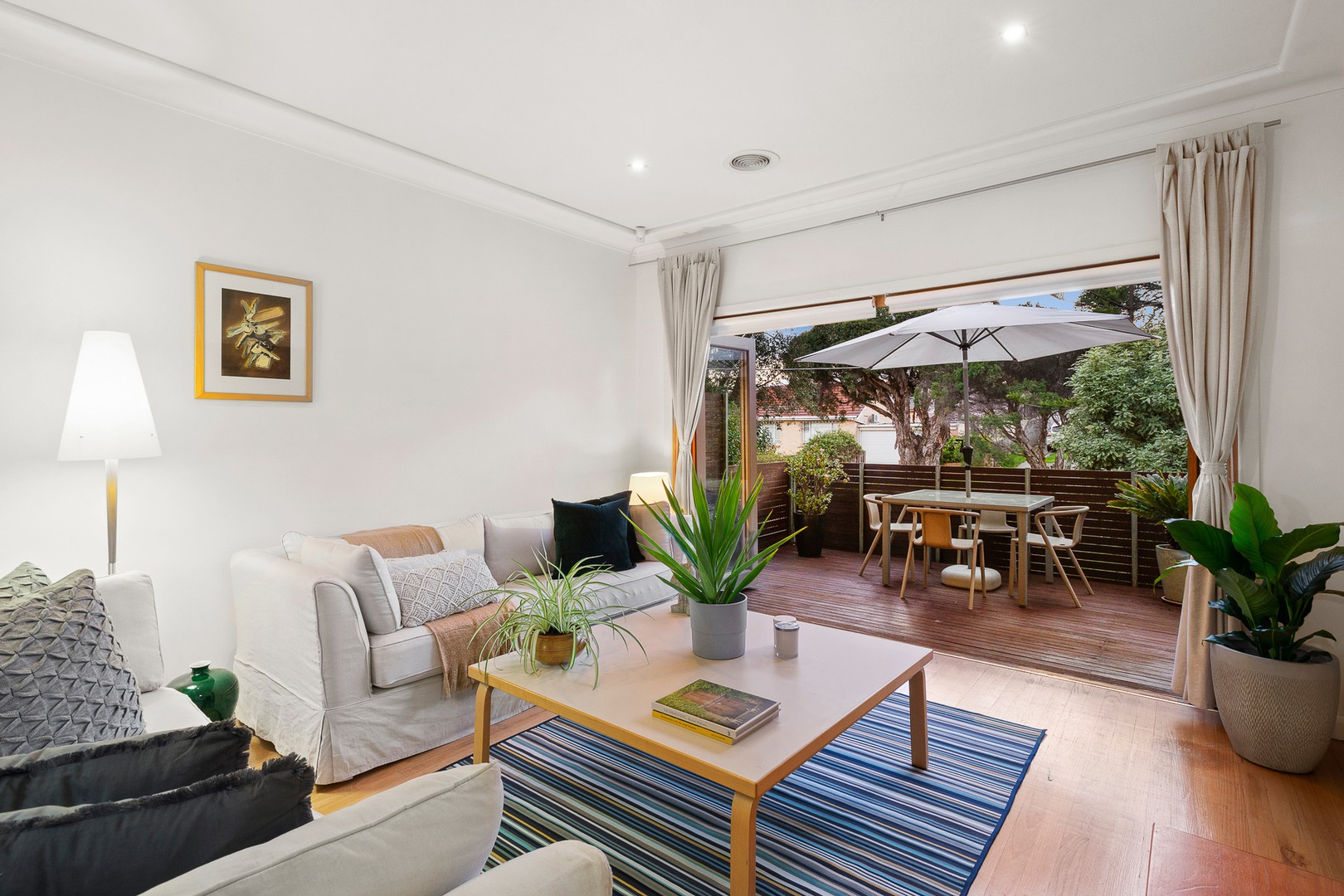 1/30 Madeleine Street, Doncaster, VIC 3108 - Thumbnail 2 - 28/08/2019