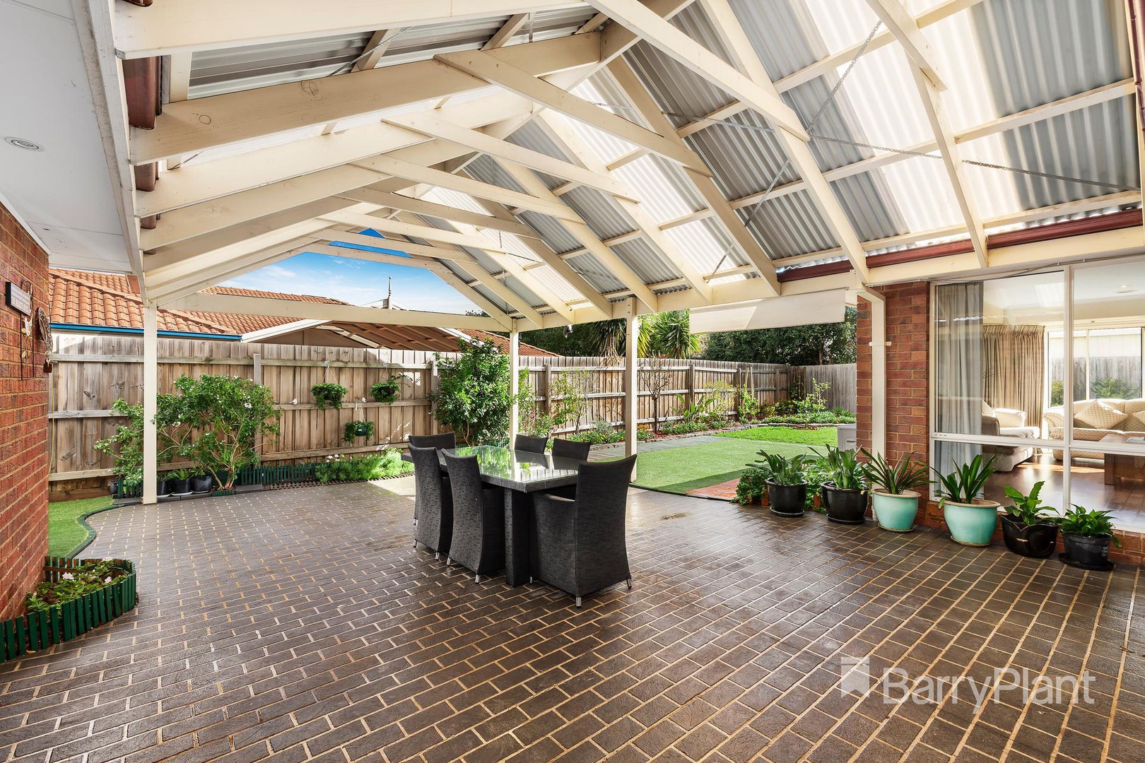 11 Premier Avenue, South Morang, VIC 3752 - Thumbnail 2 - 28/08/2019