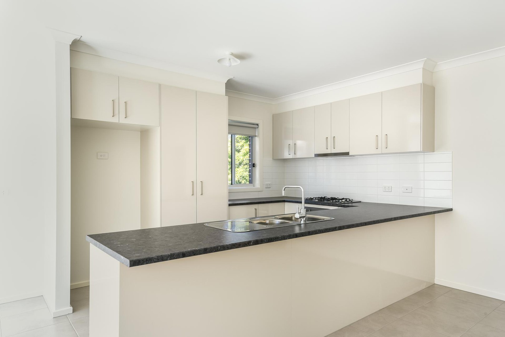 43B Marjorie Avenue, Belmont, VIC 3216 - Thumbnail 2 - 03/09/2019