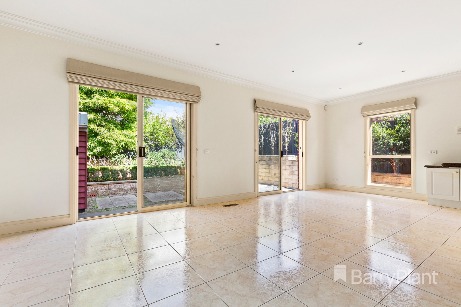 8 Park Hill Way, Doncaster, VIC 3108, Doncaster - Thumbnail 3