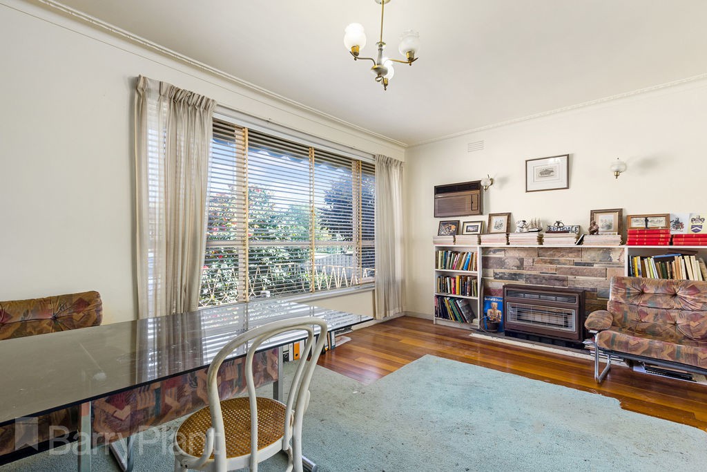 32 Victoria Street, Doncaster, VIC 3108 - Thumbnail 2 - 06/09/2019