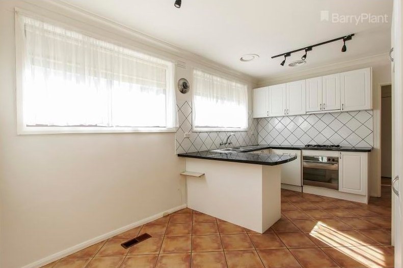 11/62 Beach Road, Mentone, VIC 3194 - Thumbnail 2 - 09/09/2019