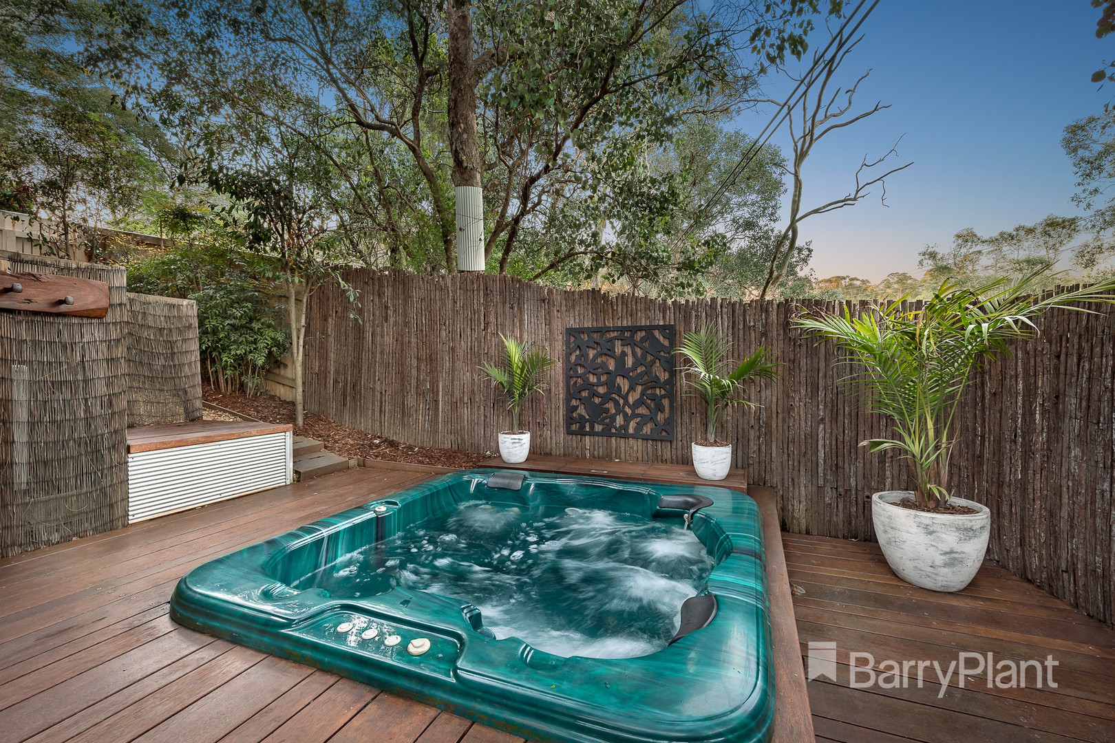 33 Nicholson Close, Research, VIC 3095, Research - Thumbnail 5