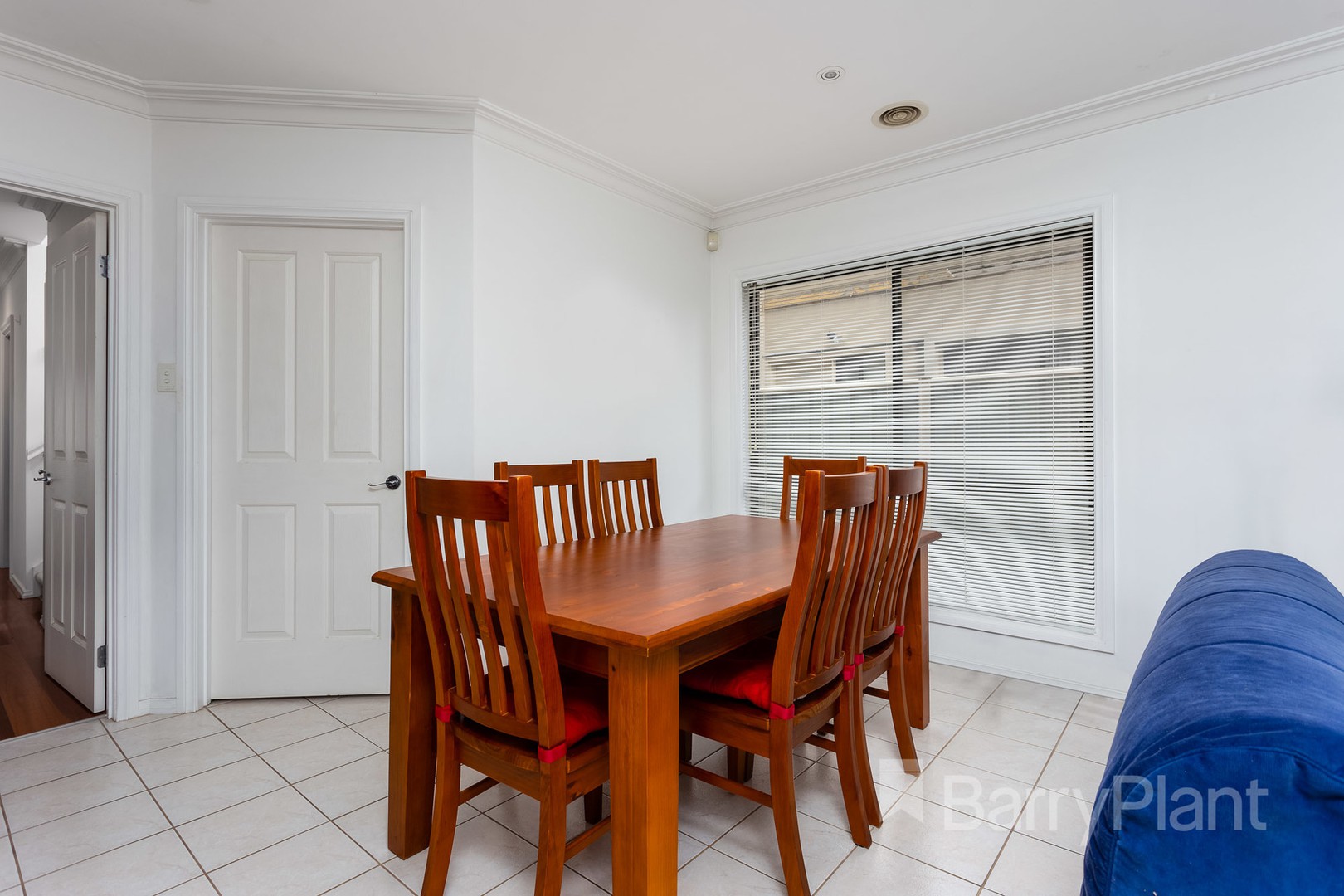 25 The Crescent, Point Cook, VIC 3030 - Thumbnail 2 - 09/09/2019