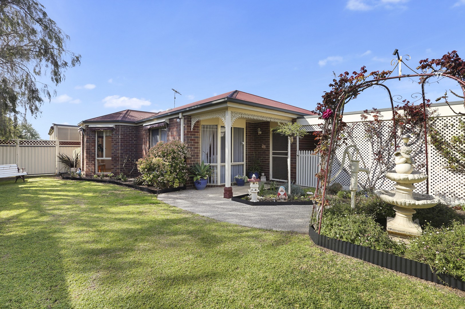 24 Lake Road, Lara, VIC 3212 - Thumbnail 2 - 17/09/2019