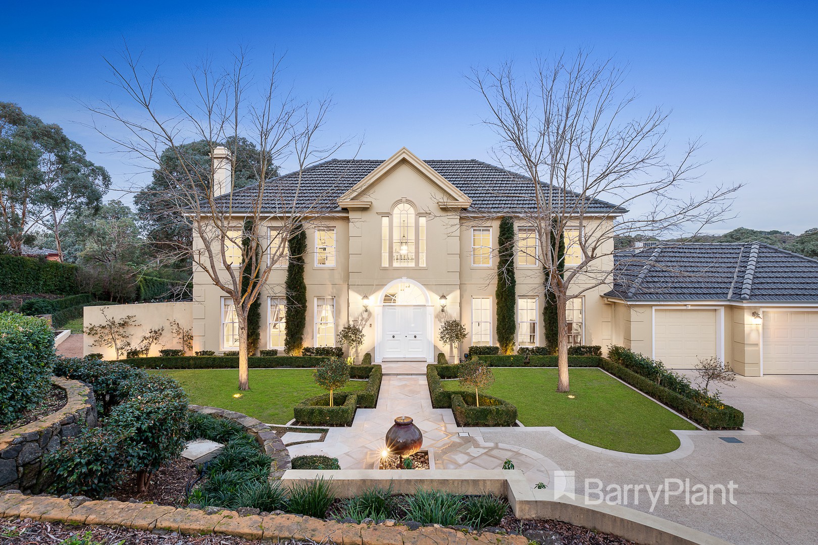 10 Pamela Court, Warrandyte, VIC 3113 - Thumbnail 2 - 26/09/2019