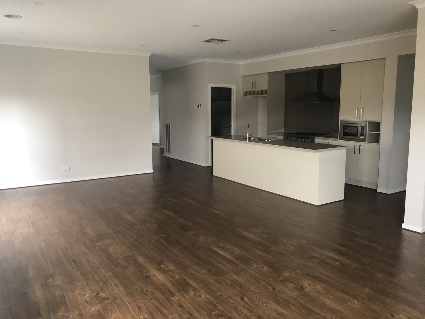 16 Laysan Crescent, Werribee, VIC 3030 - Thumbnail 1 - 01/10/2019