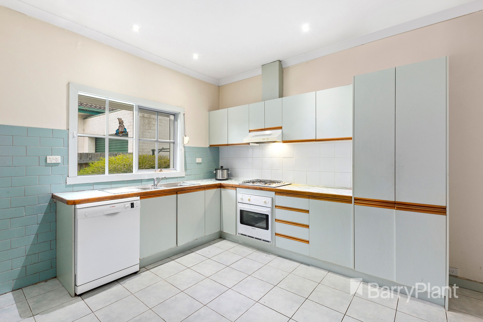 1/4 Paul Street, Doncaster, VIC 3108, North Rothbury - Thumbnail 2