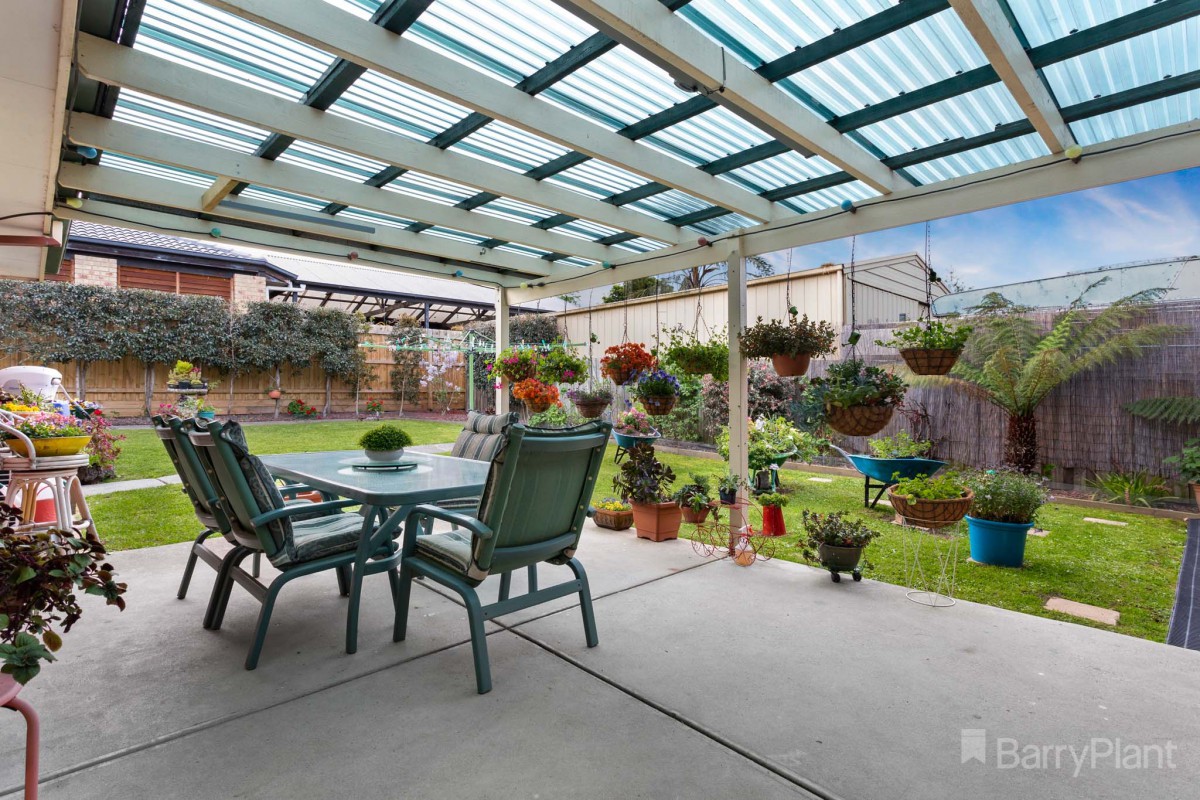 9 Union Avenue, Pakenham, VIC 3810 - Thumbnail 2 - 02/10/2019