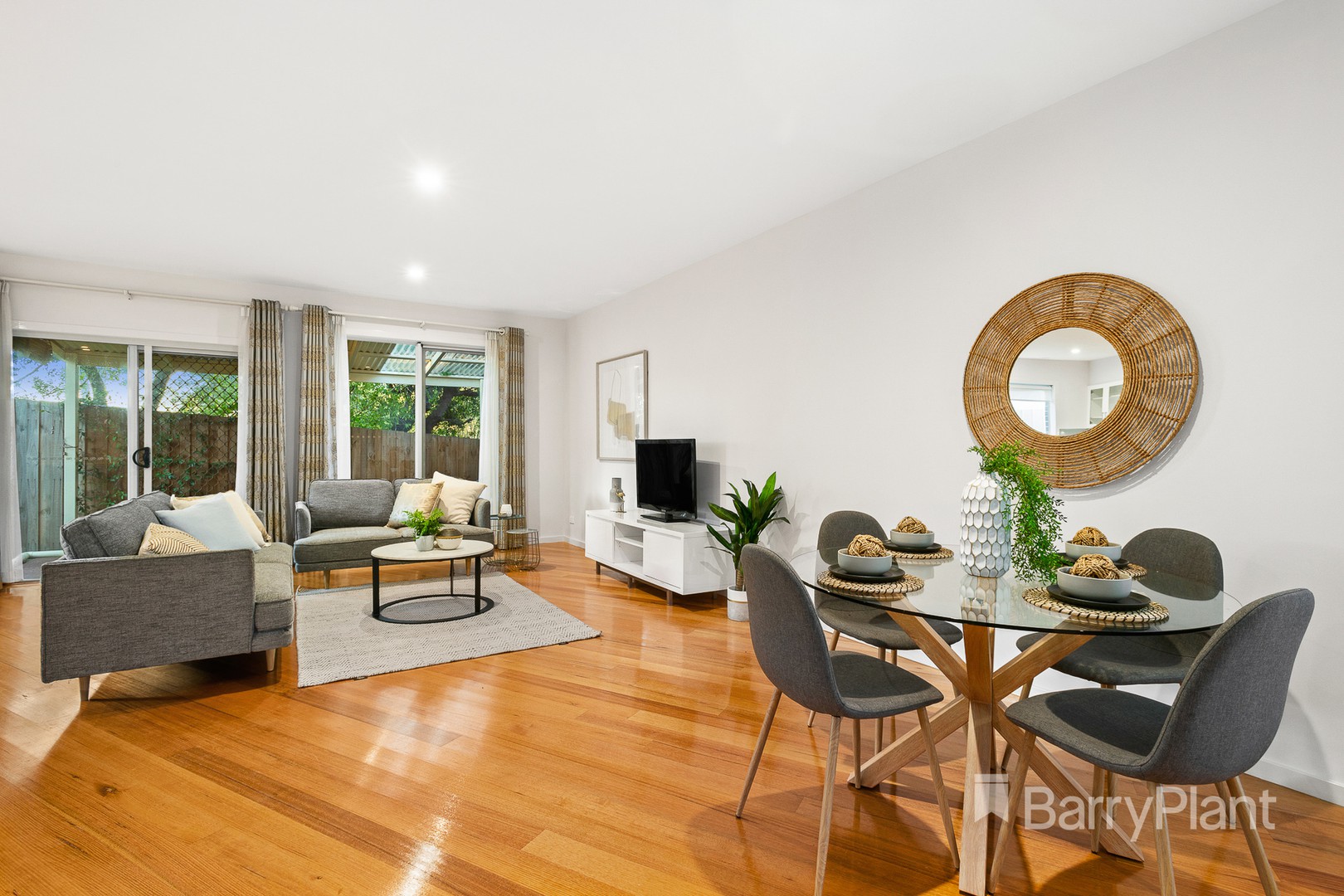2/45 Corella Court, Doncaster, VIC 3108, Doncaster - Thumbnail 2