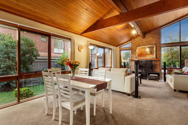 406 Porter Street, Templestowe, VIC 3106 - Thumbnail 1 - 04/10/2019