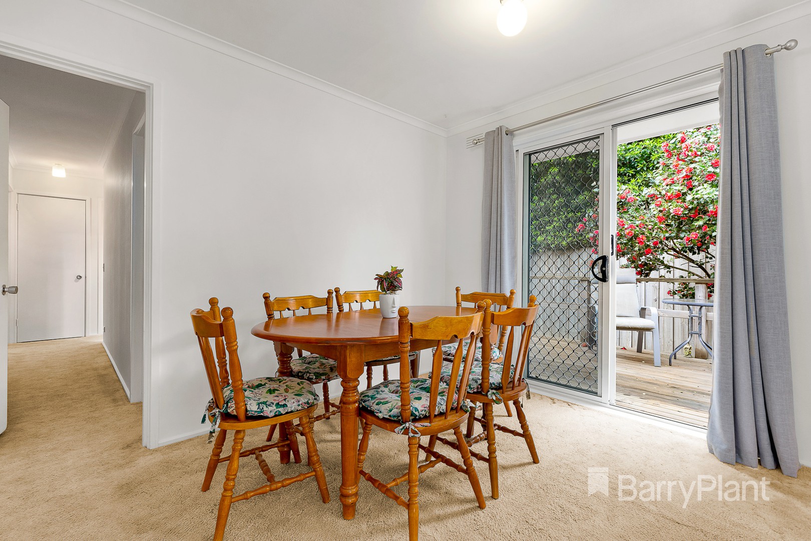 54 Leawarra Parade, Frankston, VIC 3199 - Thumbnail 2 - 14/10/2019