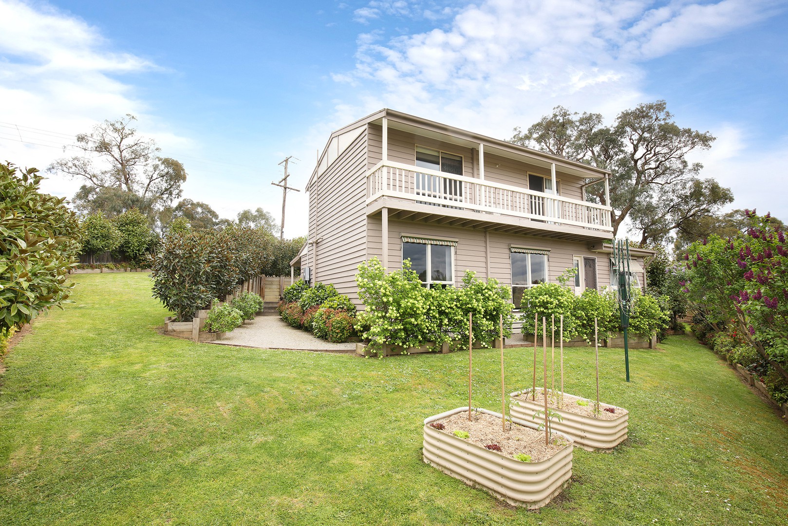 1 Matthews Court, Launching Place, VIC 3139 - Thumbnail 2 - 17/10/2019