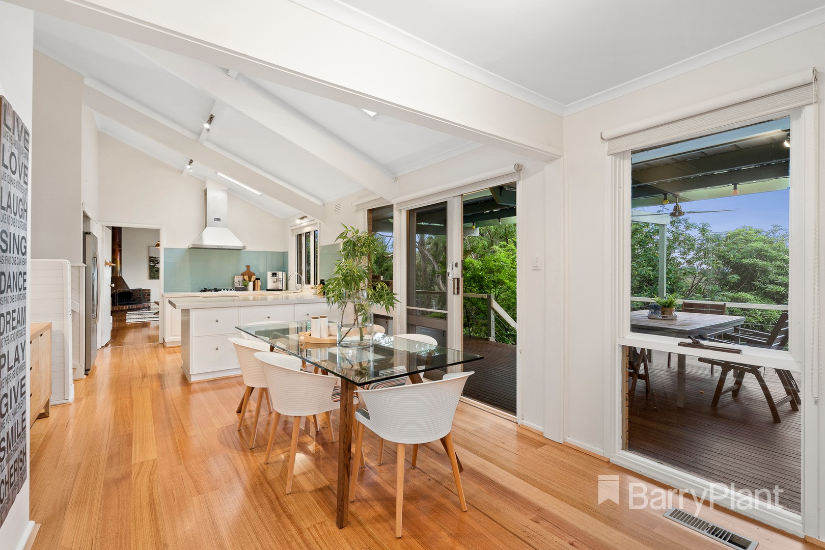 21 Malabar CrescentEltham, VIC 3095, Eltham - Thumbnail 6