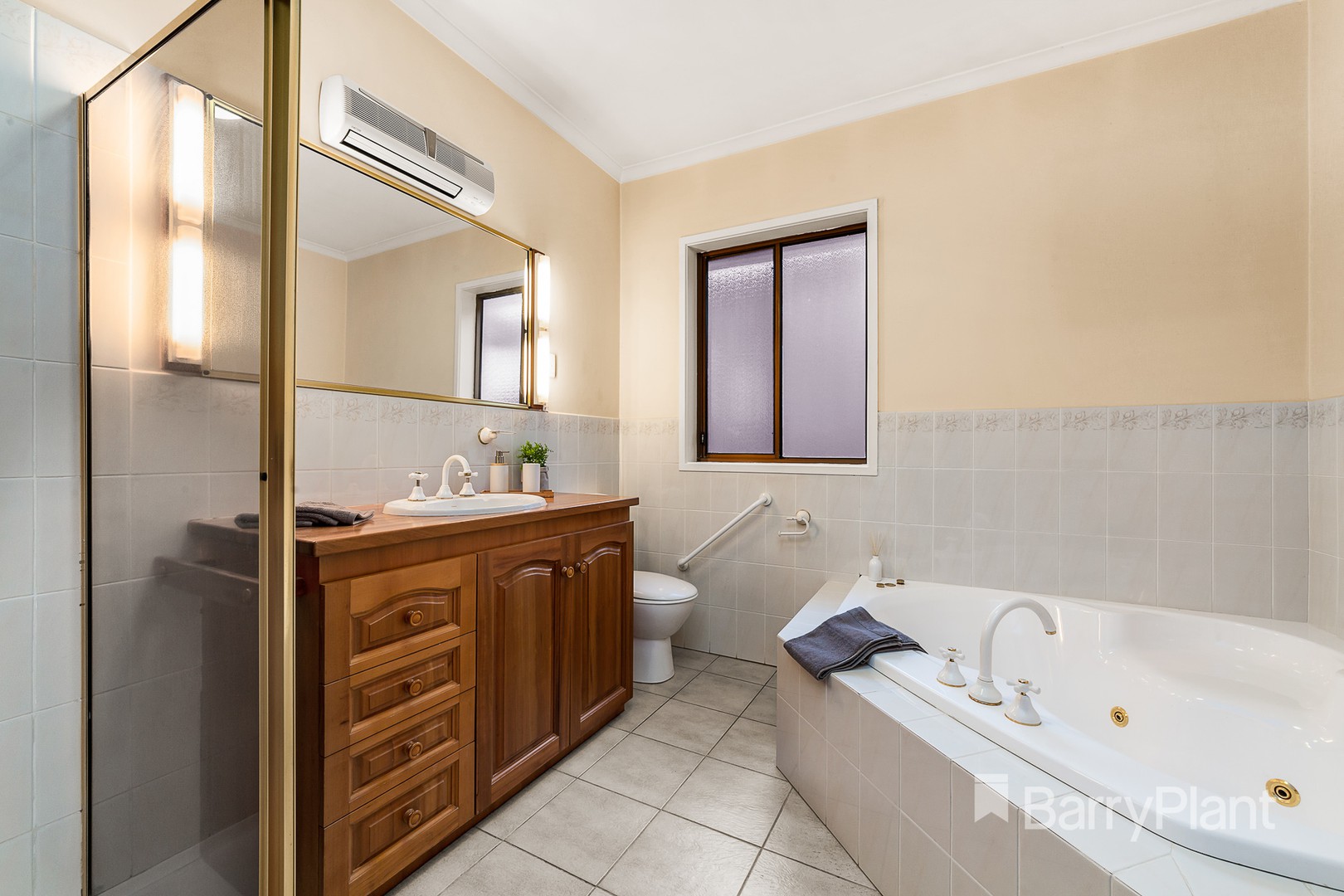 6 Morley CrescentBox Hill North, VIC 3129, Box Hill North - Thumbnail 7