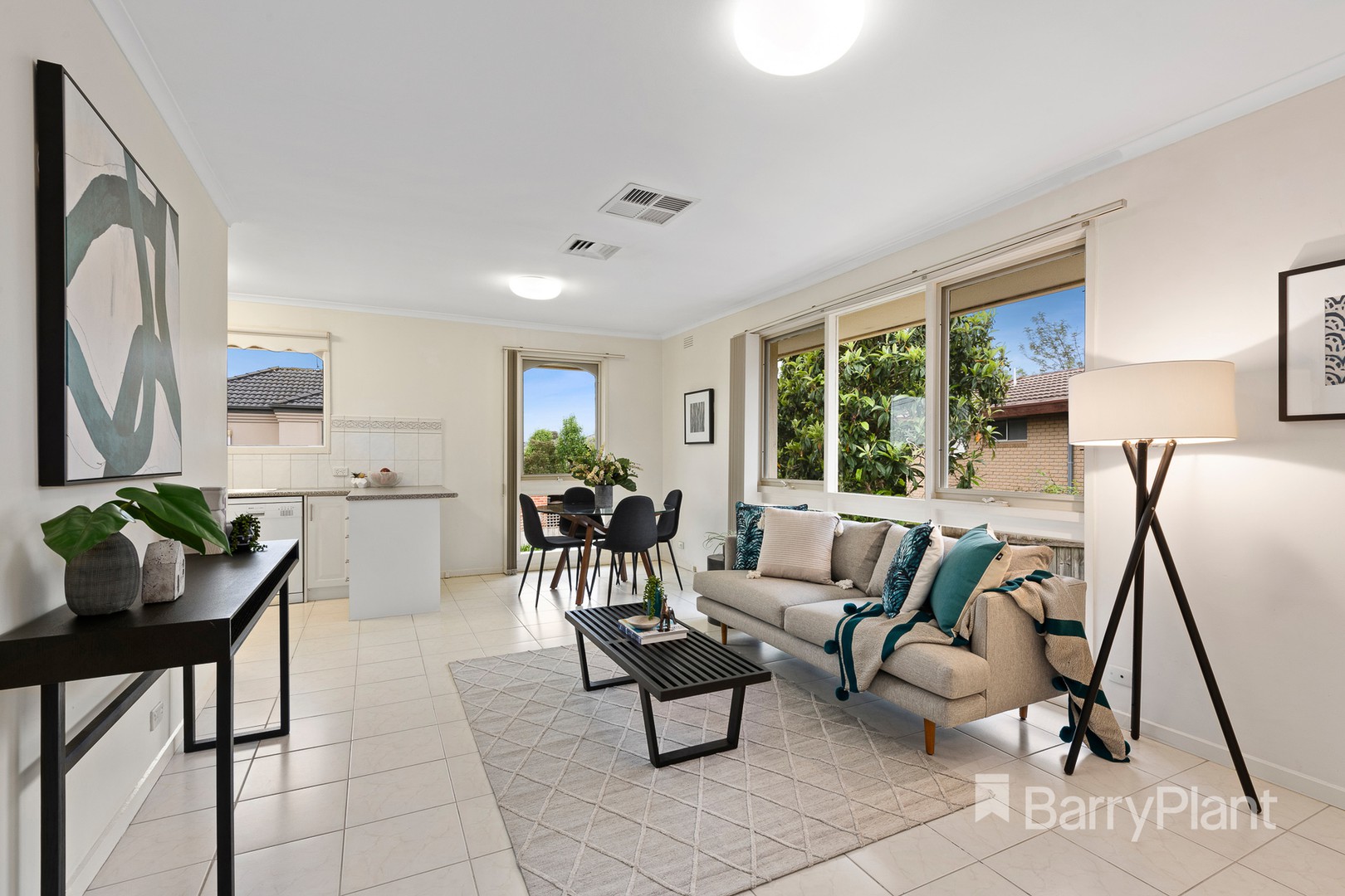 2 Omar Street, Templestowe Lower, VIC 3107 - Thumbnail 2 - 17/10/2019