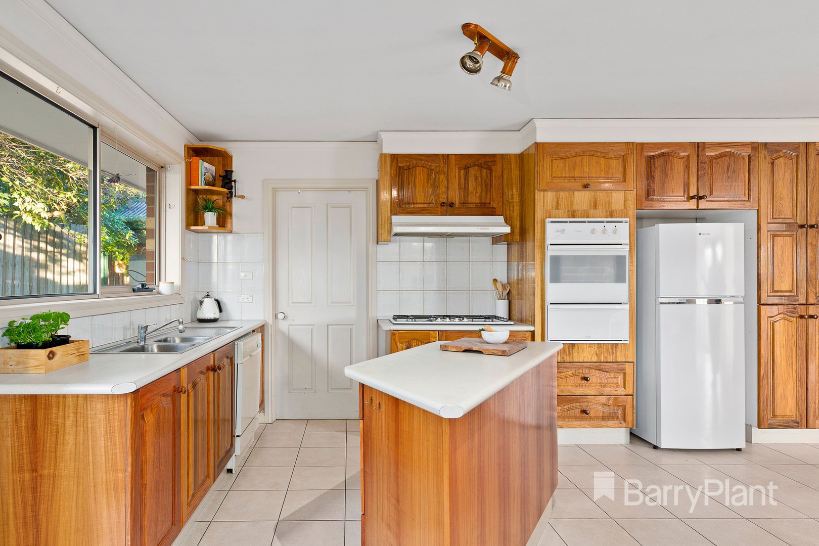 2/16 Harold Street, Bulleen, VIC 3105, Wardell - Thumbnail 3