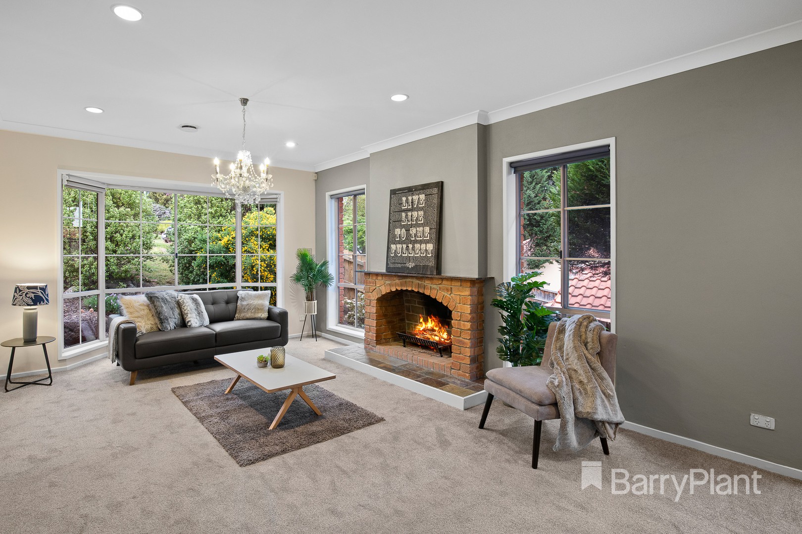 32 Hillhouse RoadTemplestowe, VIC 3106, Templestowe - Thumbnail 2