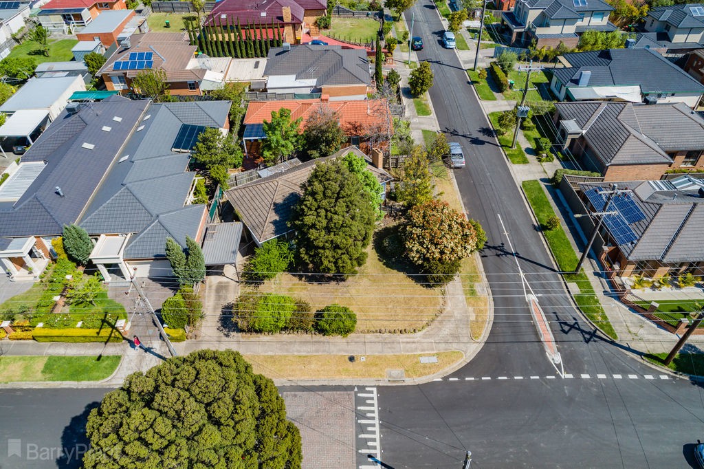 38 Maggs Street, Doncaster East, VIC 3109 - Thumbnail 2 - 22/10/2019