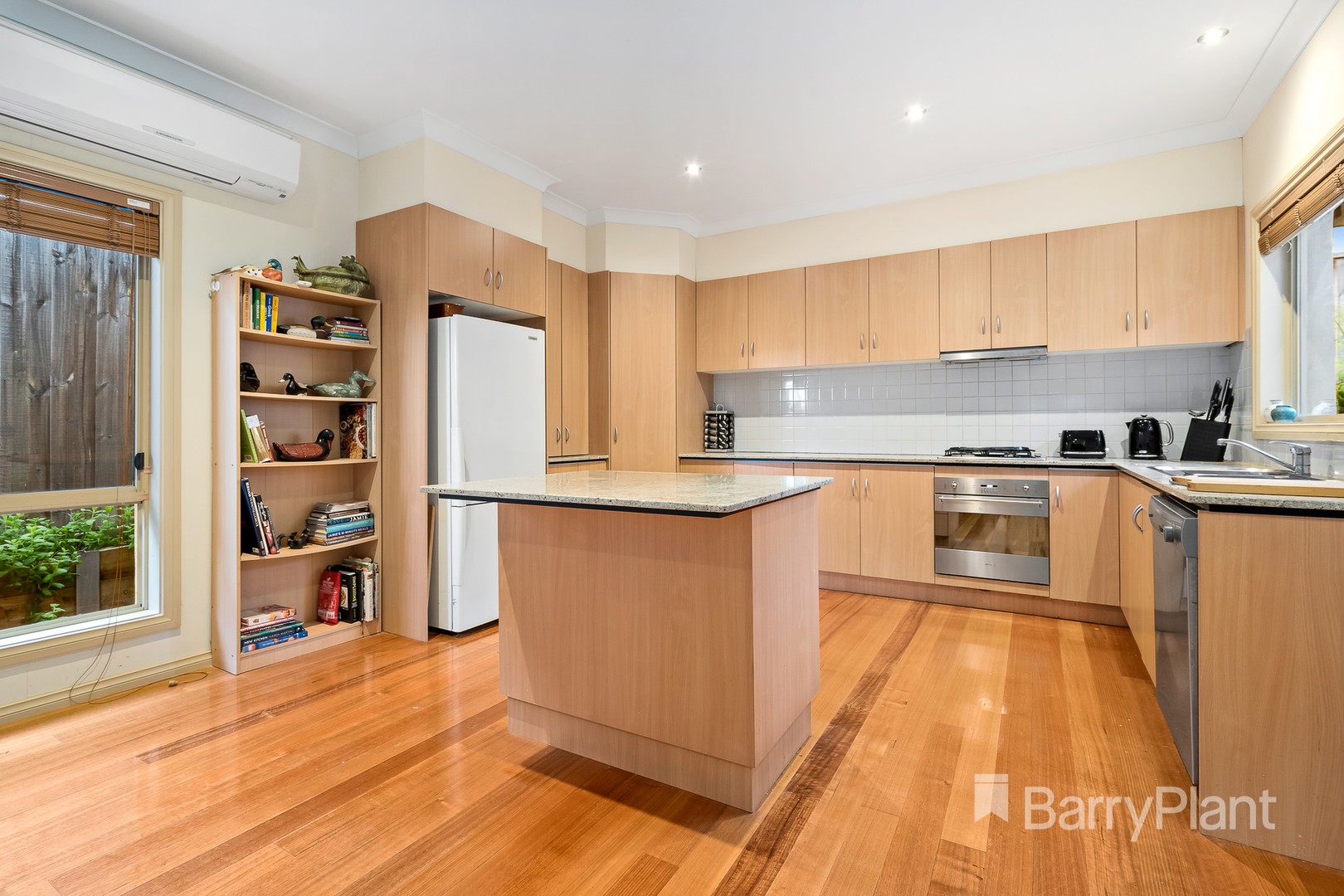 3B Moresby Avenue, Bulleen, VIC 3105, Bulleen - Thumbnail 3