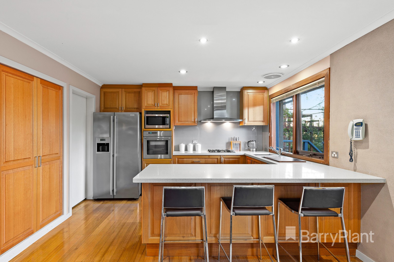 41 Wycliffe CrescentEltham, VIC 3095, Eltham - Thumbnail 2