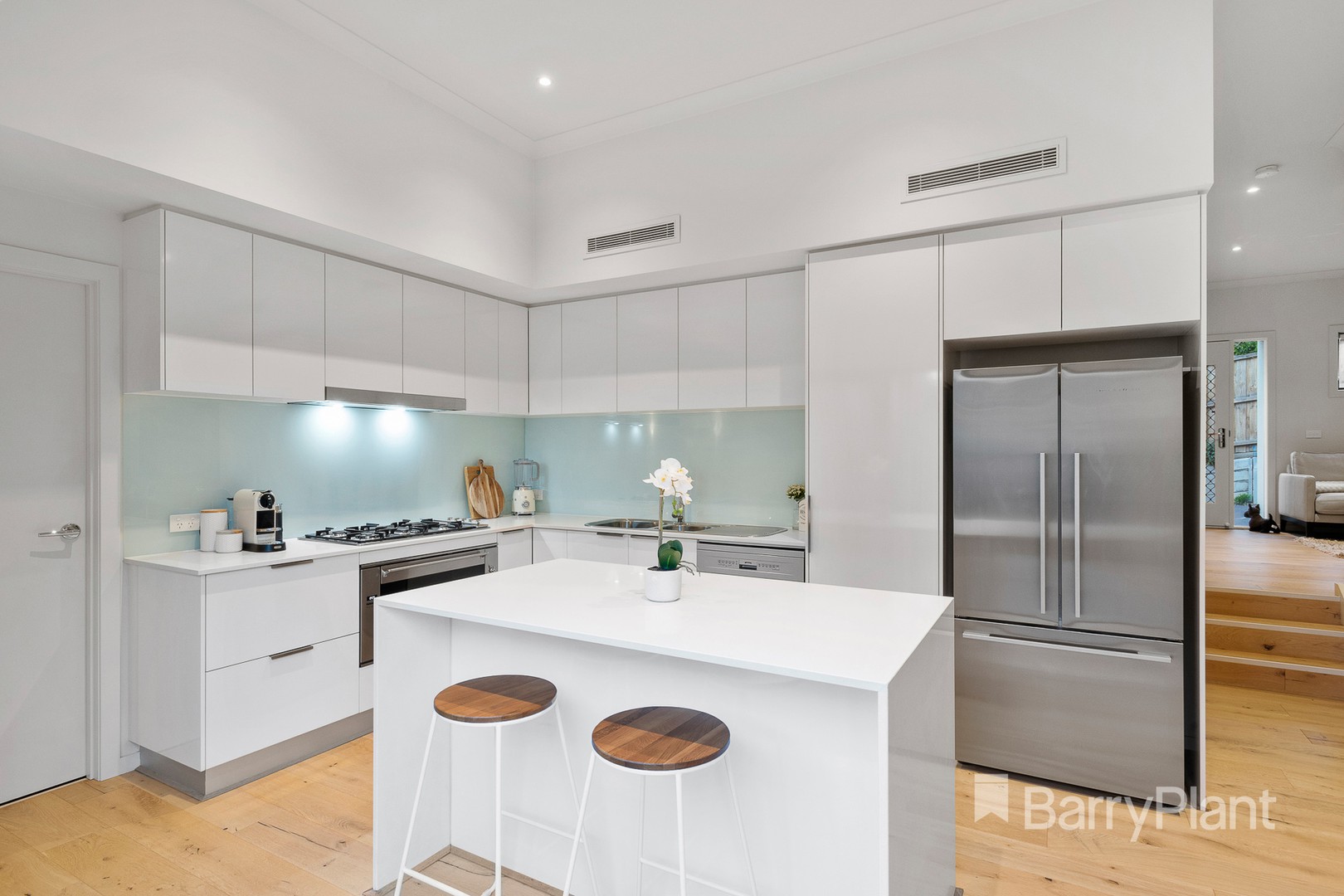 2/5 Ashford Street, Templestowe Lower, VIC 3107, Cardiff Heights - Thumbnail 3