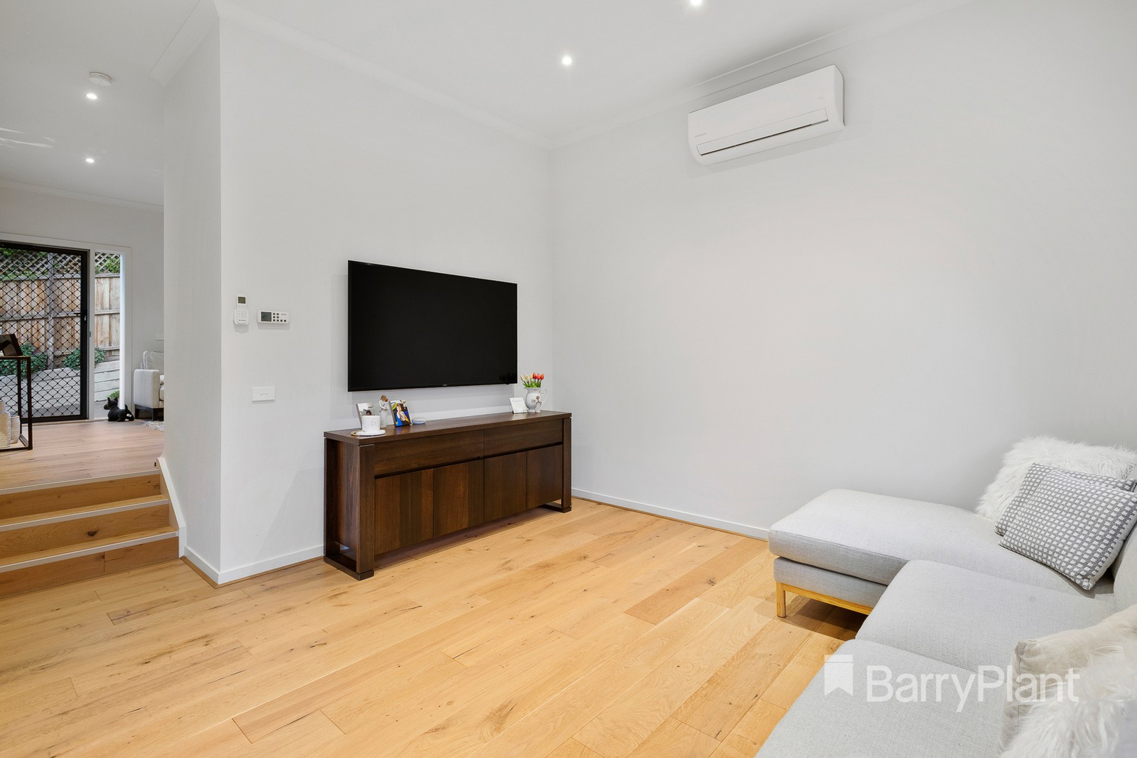 2/5 Ashford Street, Templestowe Lower, VIC 3107, Cardiff Heights - Thumbnail 5