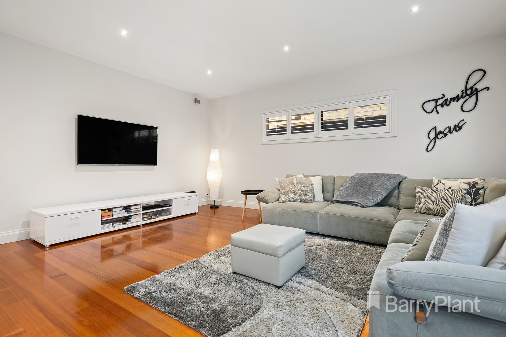 2 Gilbert Street, Bulleen, VIC 3105, Bulleen - Thumbnail 3