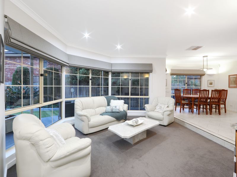 12 Yvette Drive, Rowville, VIC 3178 - Thumbnail 2 - 04/11/2019