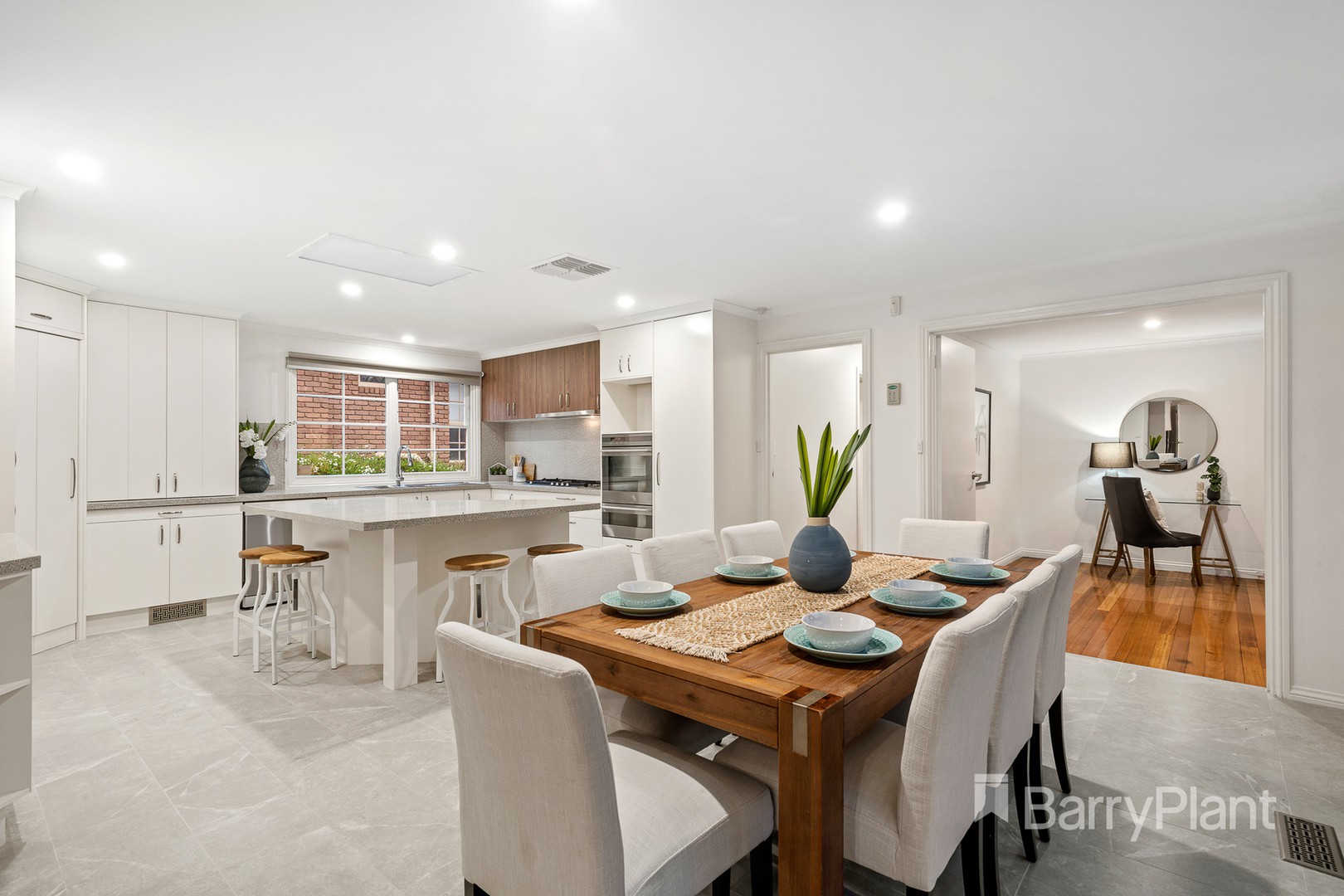 49 Lawanna Drive, Templestowe, VIC 3106, Templestowe - Thumbnail 3
