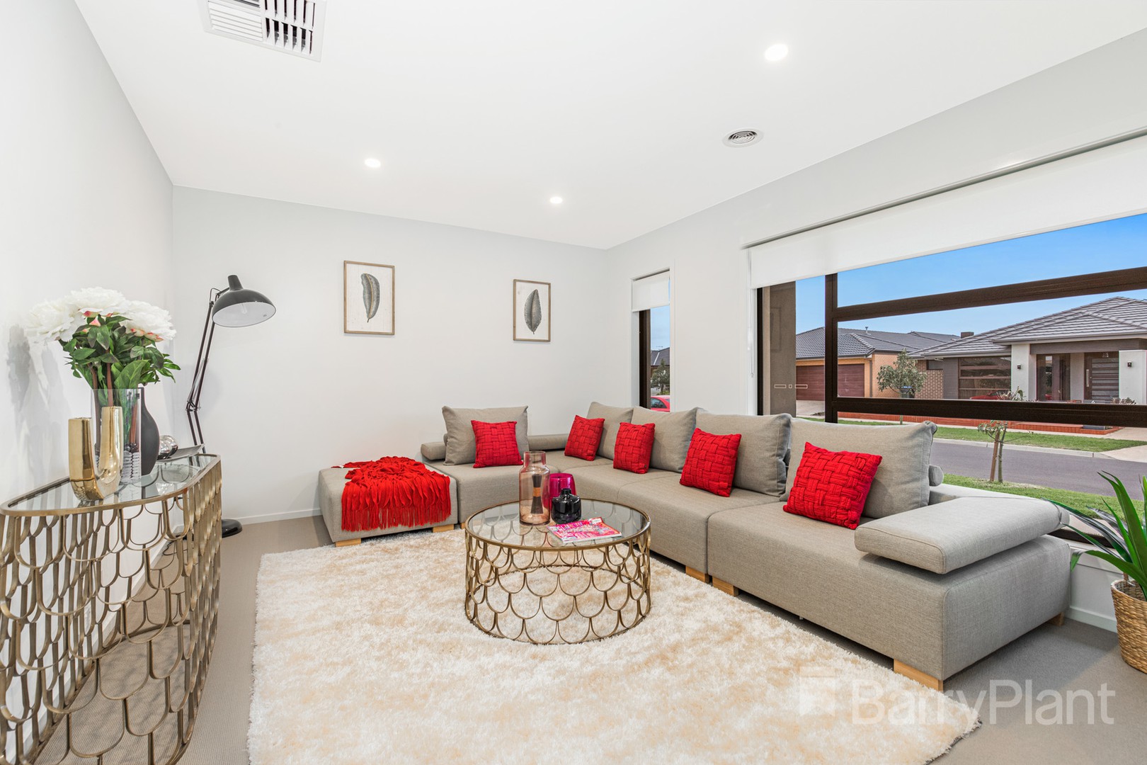 3 Applegate Crescent, Tarneit, VIC 3029 - Thumbnail 2 - 07/11/2019