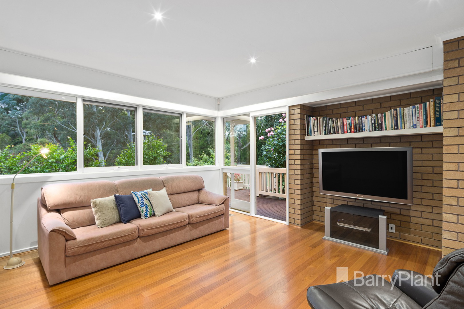 14 Tandarook Crescent, Donvale, VIC 3111, Donvale - Thumbnail 7