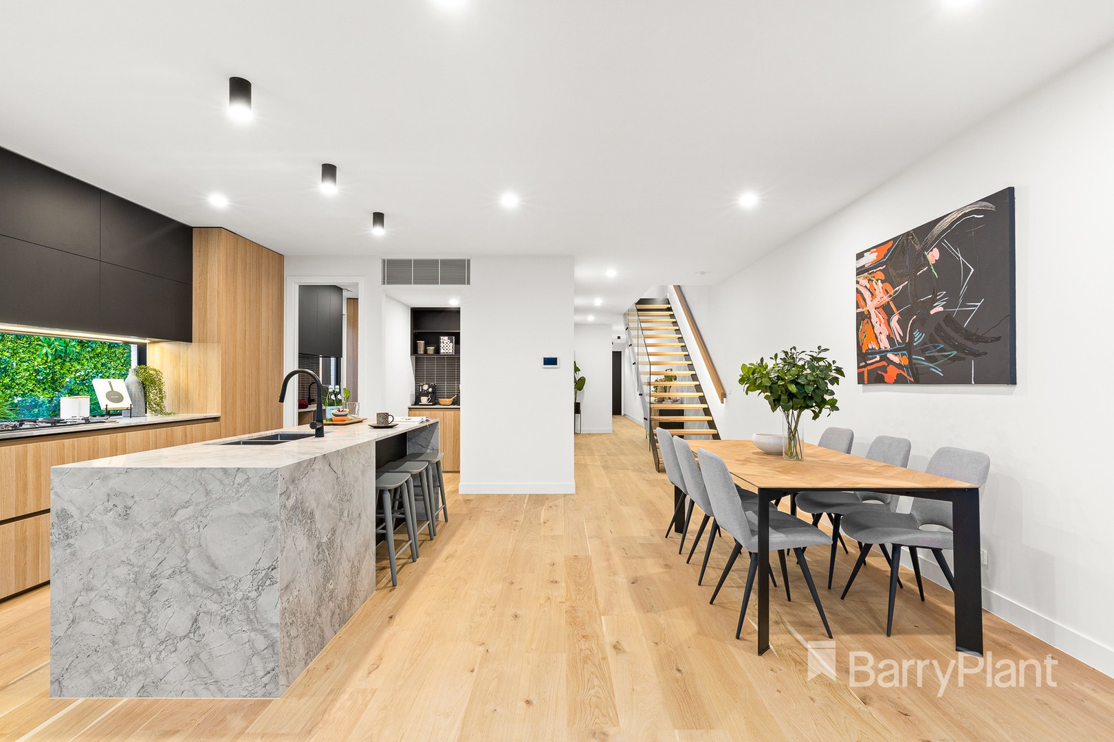 9 Nirvana Crescent, Bulleen, VIC 3105, Bulleen - Thumbnail 3