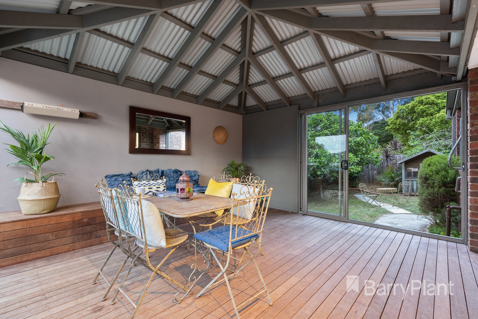 4 Glen Katherine DriveSt Helena, VIC 3088, St Helena - Thumbnail 4