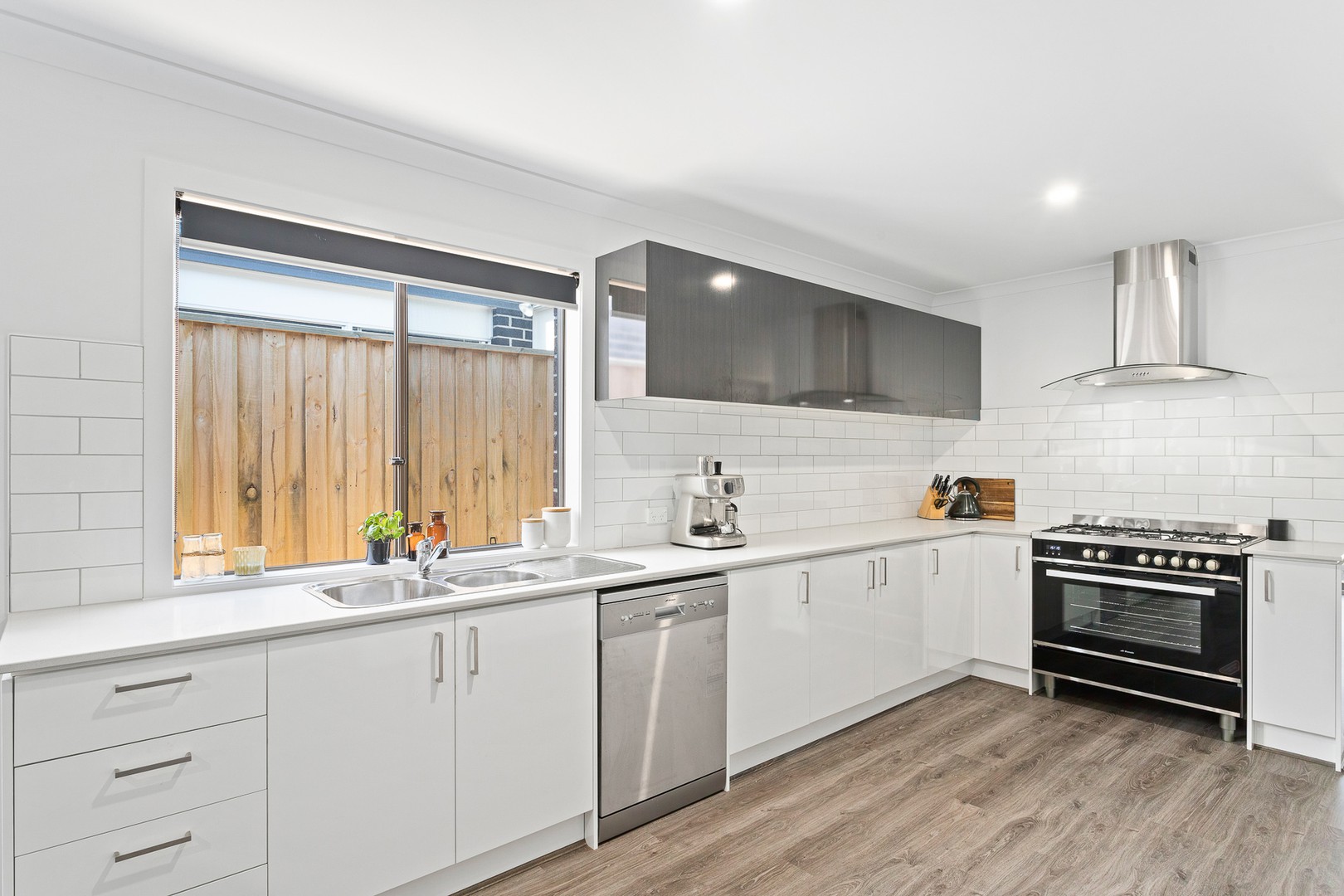 27 Tara Boulevard, Officer, VIC 3809 - Thumbnail 2 - 13/11/2019