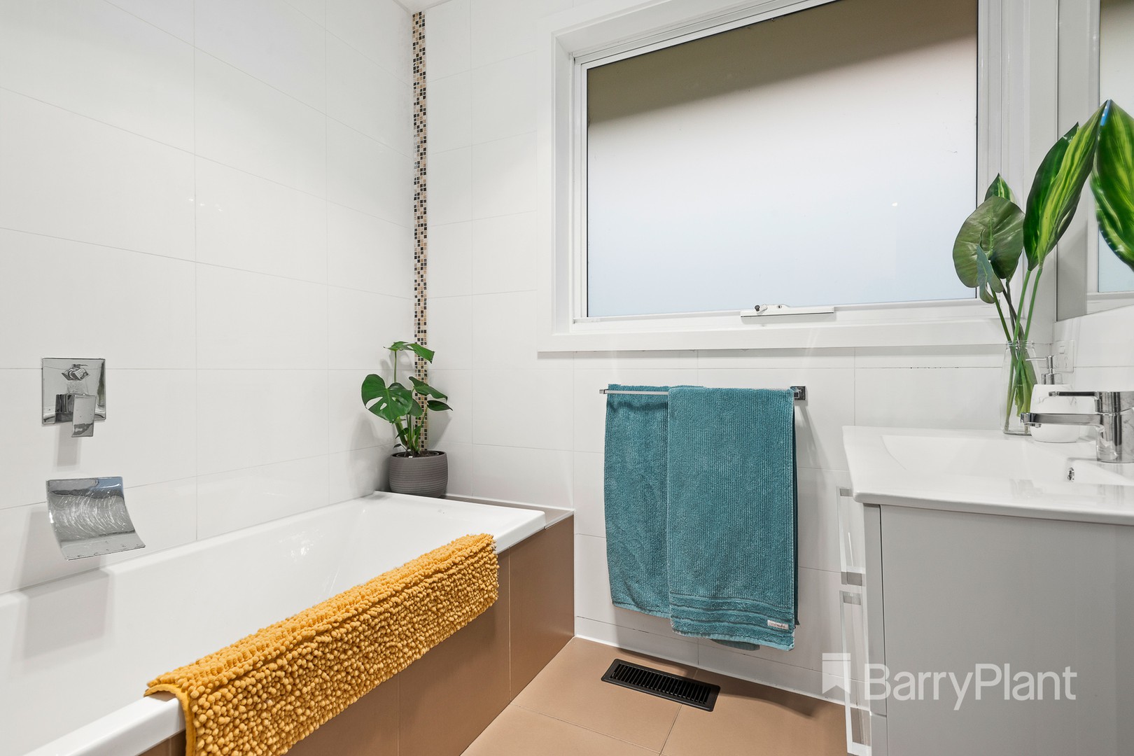 45 Mountain View Road, Montmorency, VIC 3094, Montmorency - Thumbnail 8