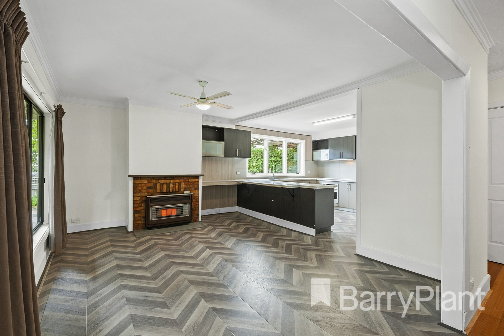 13 Cuthberts Road, Alfredton, VIC 3350 - Thumbnail 2 - 19/11/2019