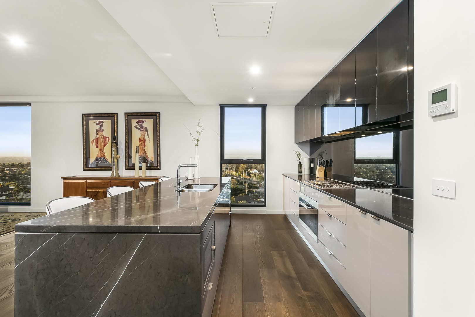 703/5 Sovereign Point Court, Doncaster, VIC 3108, Doncaster - Thumbnail 3