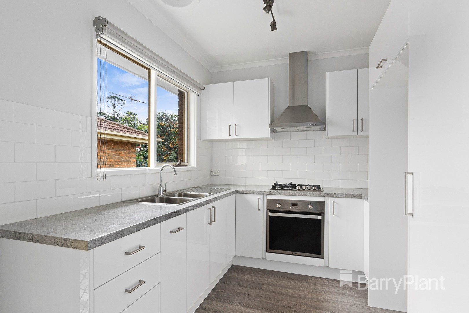 7/9 Davey Road, Montmorency, VIC 3094, Montmorency - Thumbnail 2