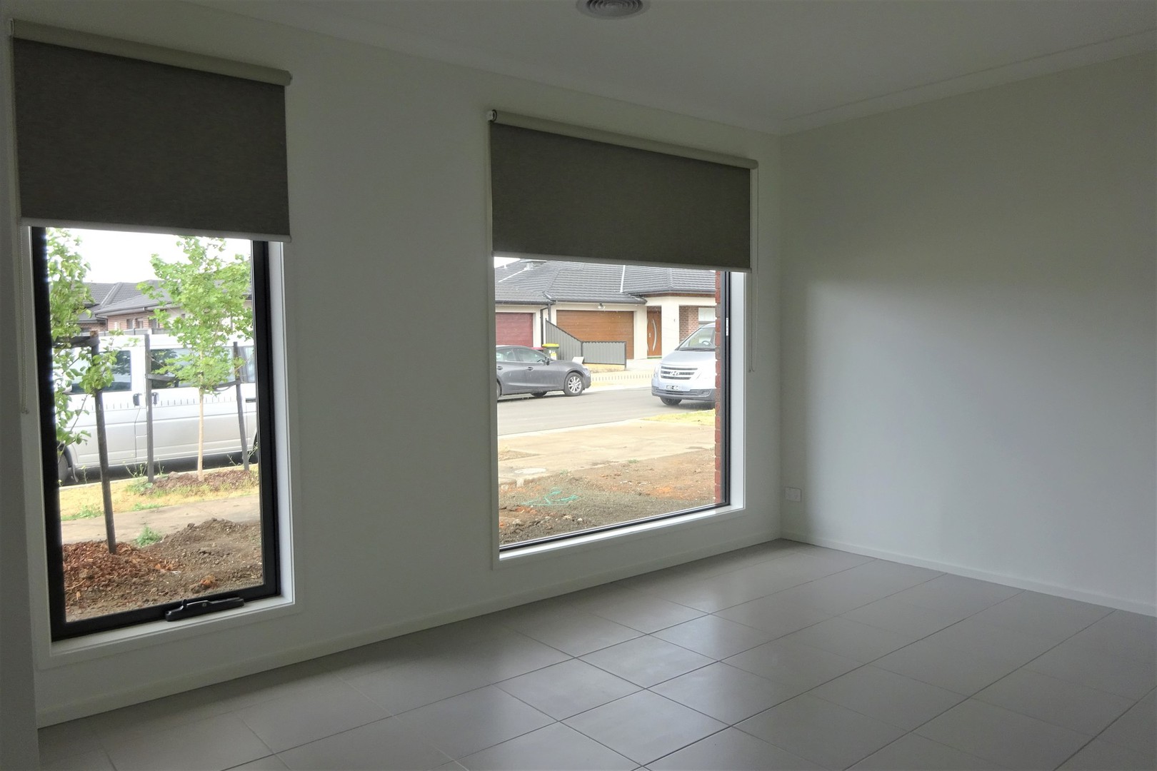 11 Octavio Street, Craigieburn, VIC 3064 - Thumbnail 1 - 26/11/2019