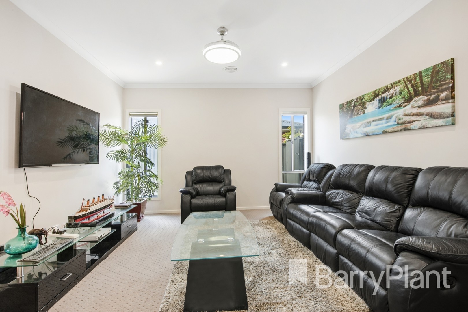 7 Sutcliffe Street, Lucas, VIC 3350 - Thumbnail 1 - 16/12/2019
