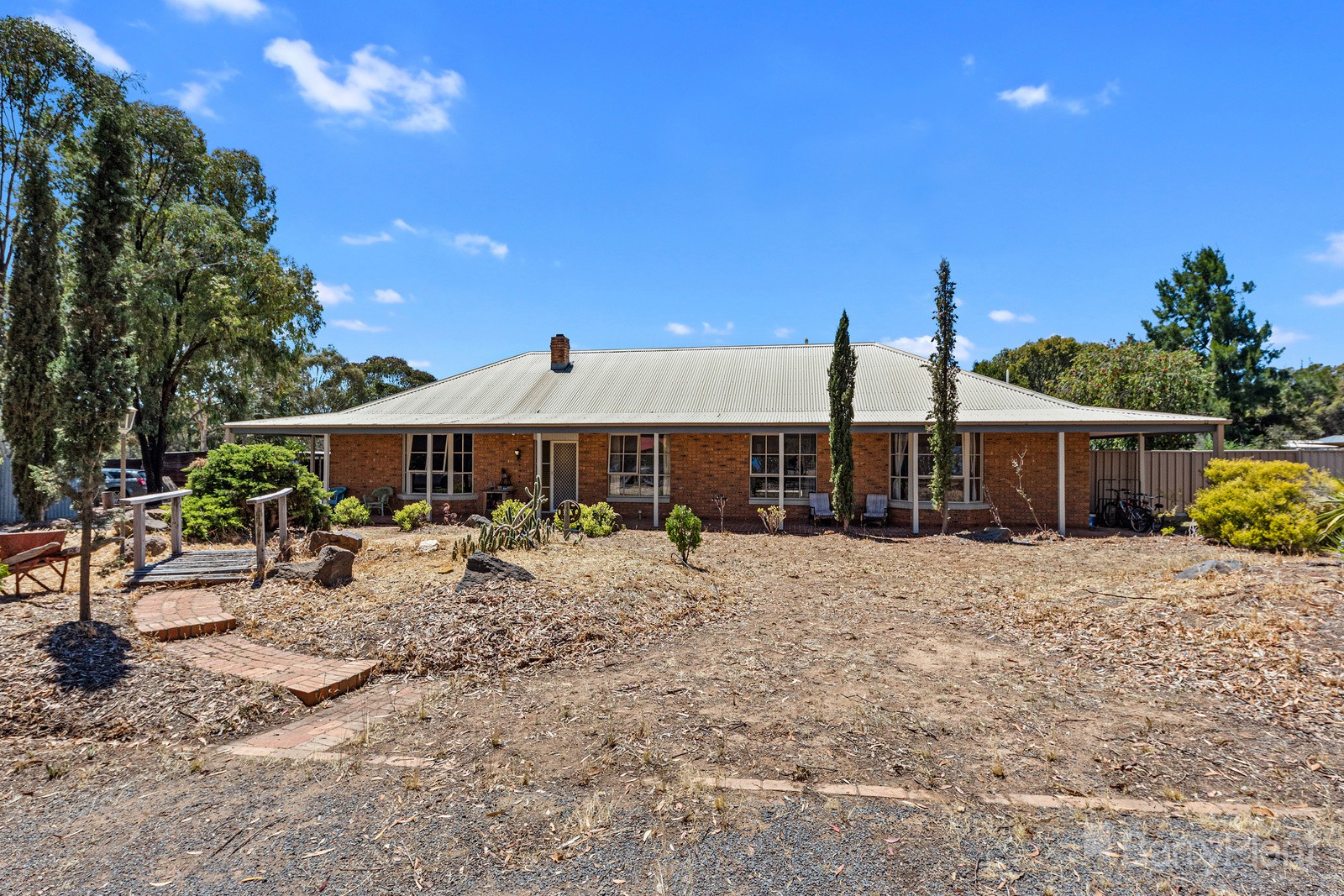 13 Monsants Road, Maiden Gully, VIC 3551 - Thumbnail 2 - 17/12/2019