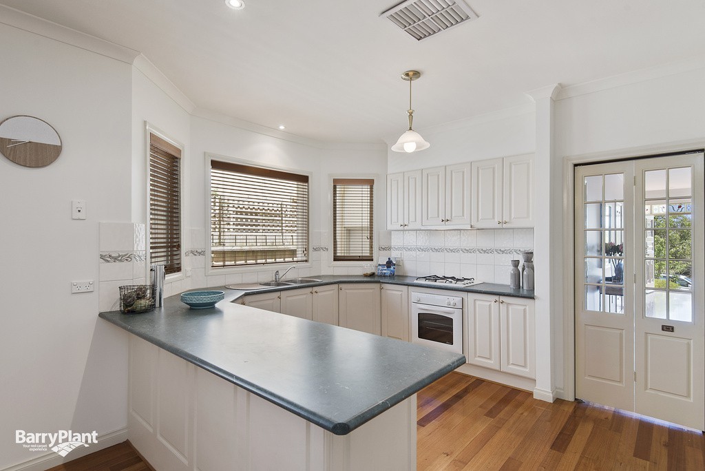 9 Catalina Court, Point Cook, VIC 3030 - Thumbnail 1 - 23/12/2019