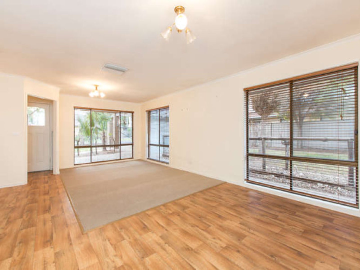 6 Rusticana Court, Mildura, VIC 3500 - Thumbnail 1 - 09/01/2020