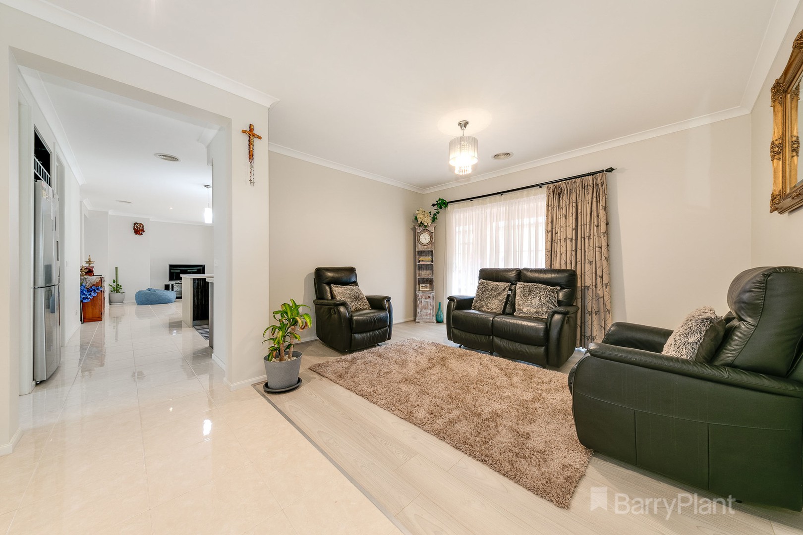 13 Springmount Street, Cranbourne North, VIC 3977 - Thumbnail 2 - 09/01/2020