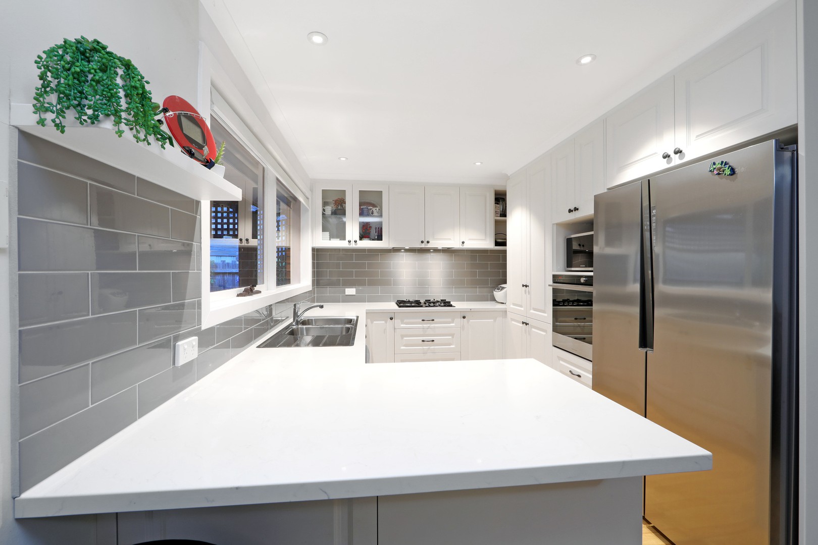 9 Wyandra Way, Rowville, VIC 3178 - Thumbnail 2 - 13/01/2020