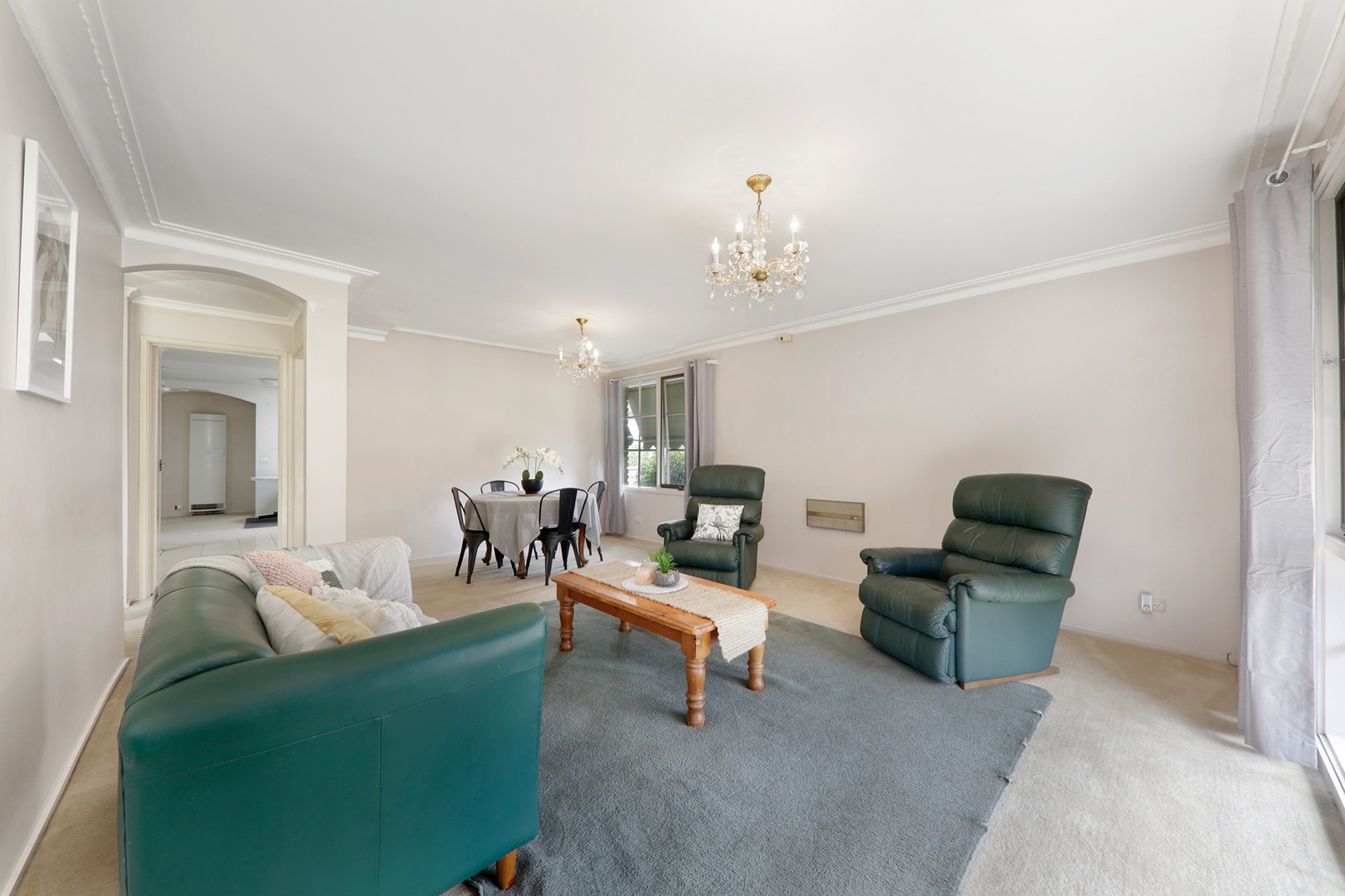 9 Rubens Court, Wheelers Hill, VIC 3150 - Thumbnail 2 - 13/01/2020