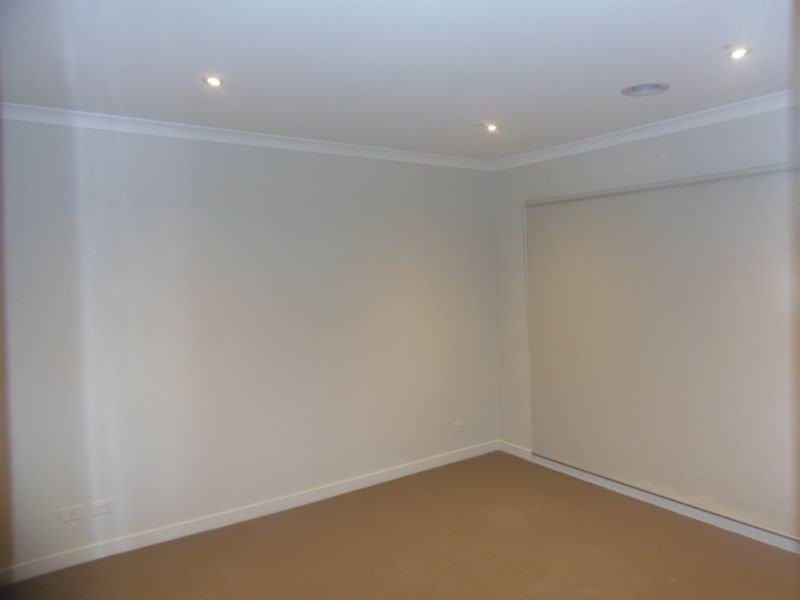 12 Annecy Boulevard, Plumpton, VIC 3335 - Thumbnail 1 - 20/01/2020